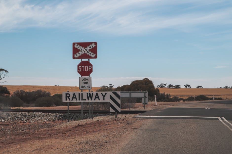 Railroad Crossing Safety Tips for Drivers