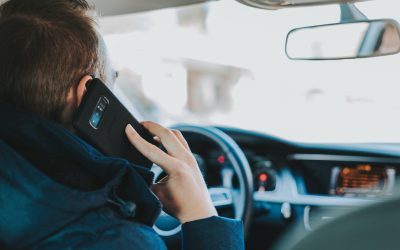 Missouri Takes Bold Action to Curb Distracted Driving: Siddens Bening Hands-Free Law Enacted